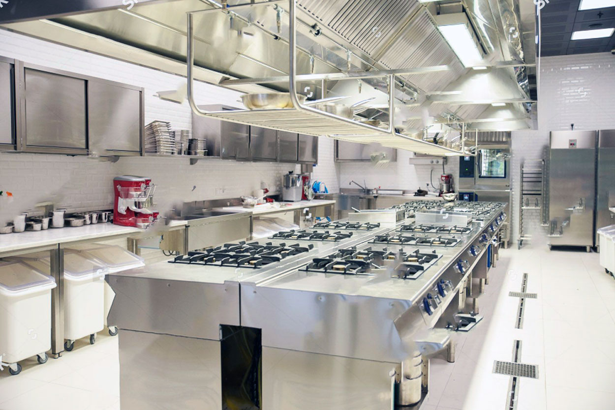 Pulizia cucine professionali in acciaio INOX a Milano, Bergamo e Como Pulizia arredi cucine professionali in acciaio INOX a Milano, Bergamo e Como