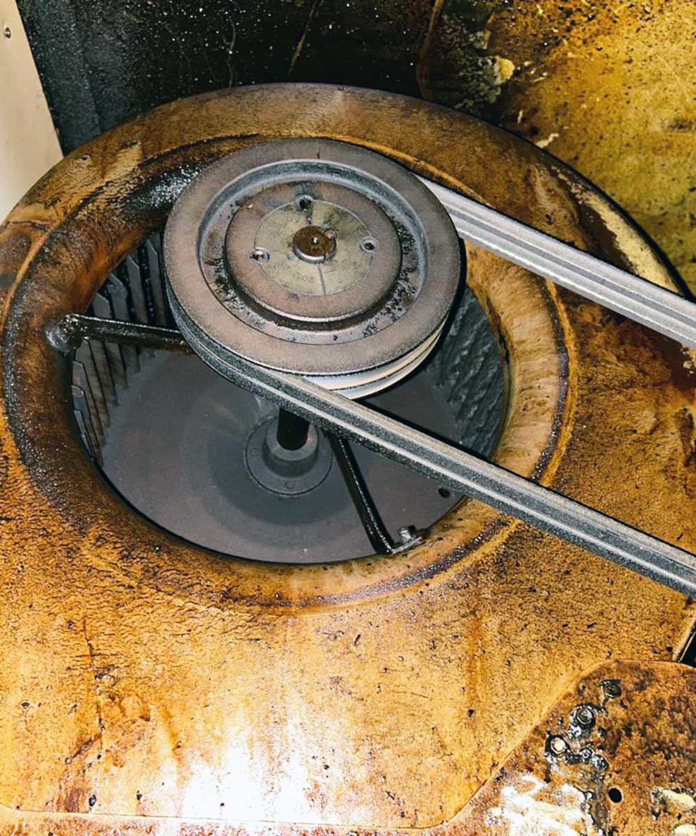 Quando è davvero necessaria la sostituzione del motore della cappa di una cucina professionale?
