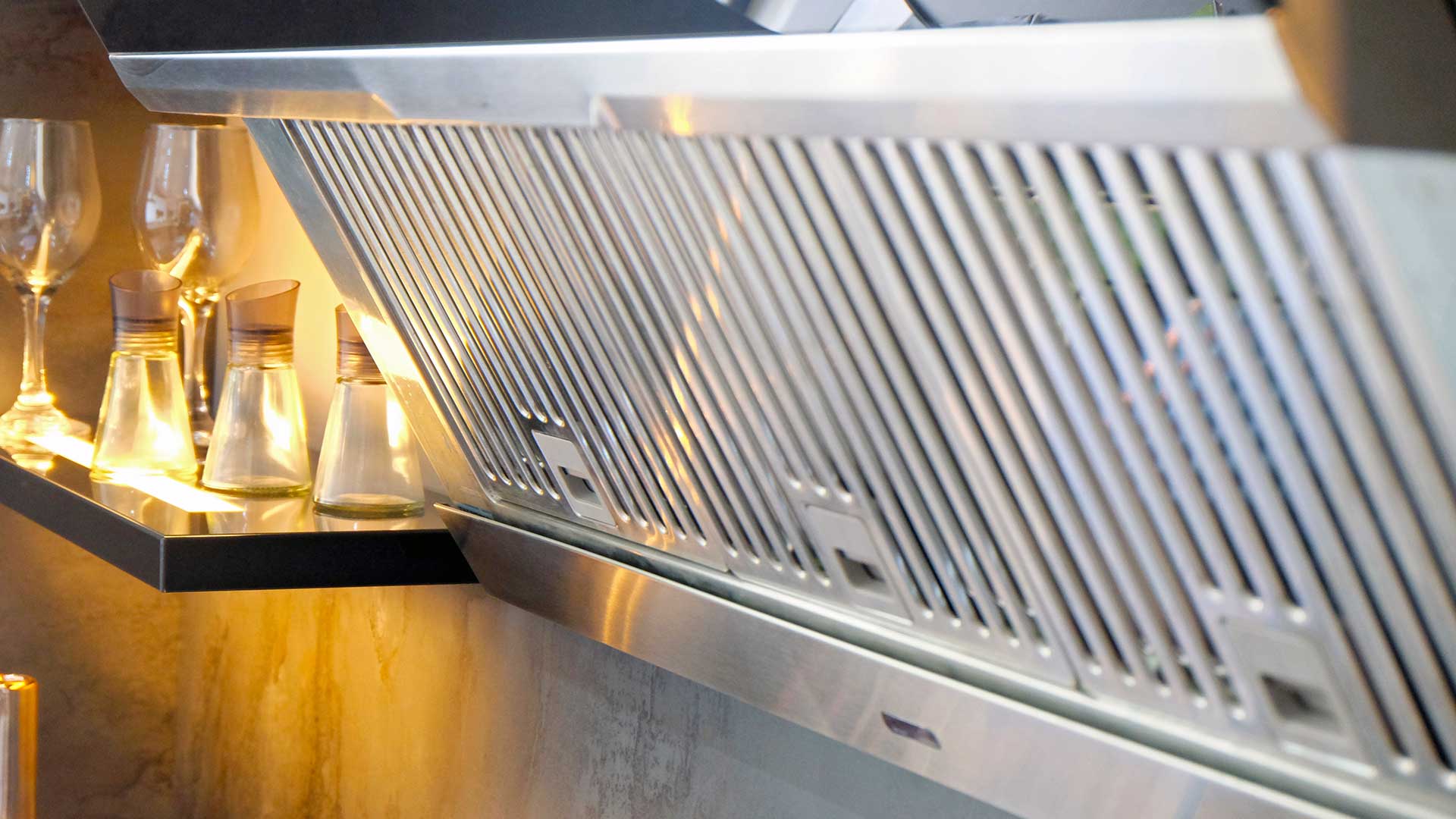 Bonifica cappe cucine professionali a Milano, Bergamo e Como
